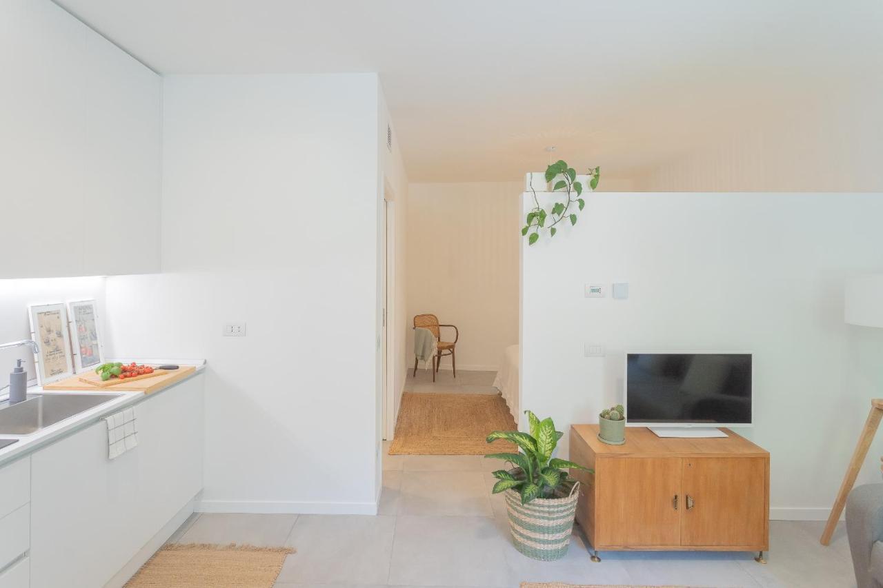 Ginepro & Salvia Apartments In Como By Rent All Como Exterior photo